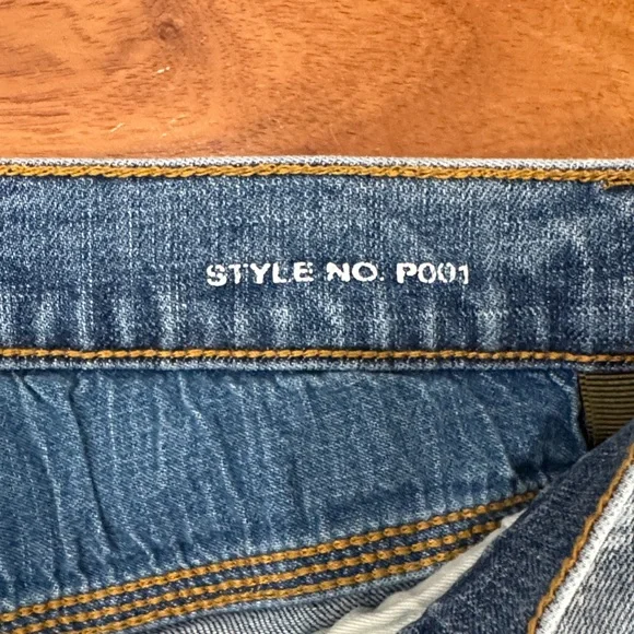 Trendy Distressed Light Blue Skinny Jeans - Picture 3 of 9